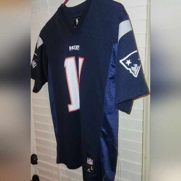 NFL New England Patriots Julian Edelman #11 TEAM APPAREL boys Large 14/16 - Picture 4 of 9